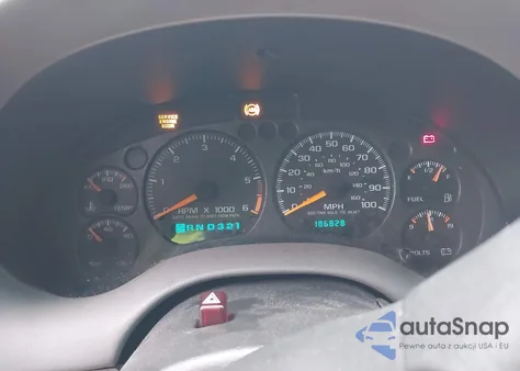 2000 Chevrolet S-10 Ls из США, поврежденный, VIN 1GCCS19W9Y8104987